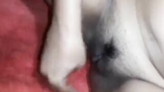 choot ki khujli mitane ko bottle hi choot me ghusa dali mai