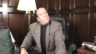 Bae tanned cunt with mouth gets slammed on couch