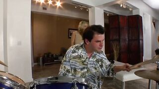Inked teenie Kara Novak blows and fucks penis