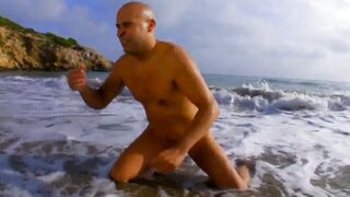 Angell Summers has anal sex and bj on the beach