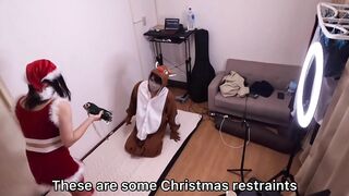 She had sex while Santa cosplay for Christmas! Reindeer man gets cowgirl like a sledge and cummed