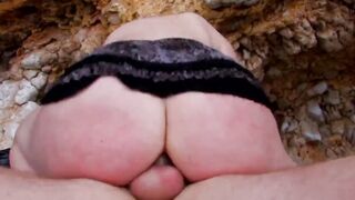 Blonde Lillian Love give Terry Reid anal sex and fellatio