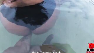 BBW Sucking Off Dick On The Beach