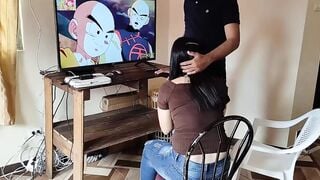 uncle with niece part1: my niece arrives while I view tv and she insinuates me to pounded her inside her super sexy innocent booty, I put my dick before they can watch us, how yummy it was