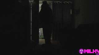 Perverted Santa Claus enters a bad bimbos's house and promises to offer her his Christmas present inside exchange for spreading his legs to be boned.