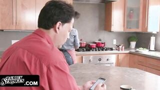 Huge Tits Alluring Mom Gets Her Jeans Ripped