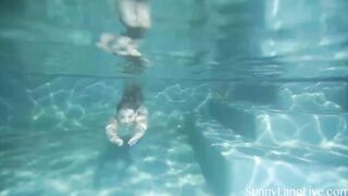 Bj Inside The Pool! Dick Sucker Sunny Lane Gets Extra Soak!