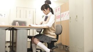 https://bit.ly/3mvVbPU　"Don't look ... pissing drips ..." A chick into uniform who can't stand the satisfaction of incontinence inside a Japanese style restroom and is filled with diuretics and aphrodisiacs by a metamorphosis instructor.[Part 2]