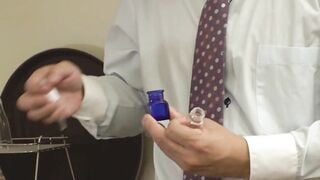 https://bit.ly/3mvVbPU　"Don't look ... pissing drips ..." A chick into uniform who can't stand the satisfaction of incontinence inside a Japanese style restroom and is filled with diuretics and aphrodisiacs by a metamorphosis instructor.[Part 2]