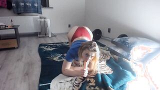 SUCK AND PLAY WITH MYSELF