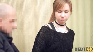 DEBT4k. 18 doesnt want sex with debt collector
