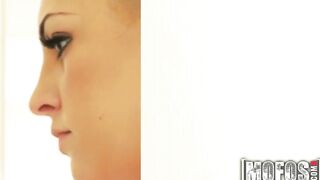 Mofos - Land lord has some fun with babe teenagers
