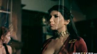 Queen of Thrones: Part three (A XXX Parody) - Brazzers
