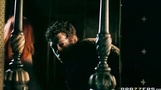 Queen of Thrones: Part three (A XXX Parody) - Brazzers