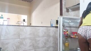 MADRASTA  SAFADA ESPERA  MARIDO CORNO TRABALHAR NÃO  RESISTE A ROLA DO ENTEADO NOVINHO. COMPLETO XV RED