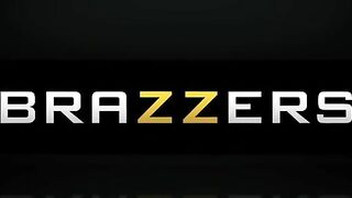 Power Bangers: a XXX Parody Part five - Brazzers