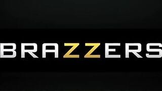 Power Bangers: a XXX Parody Part two - Brazzers