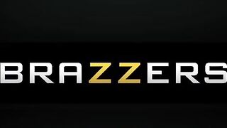 Power Bangers: a XXX Parody Part two - Brazzers