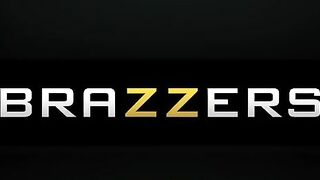 Girth into her Shell (A XXX Parody) - Brazzers