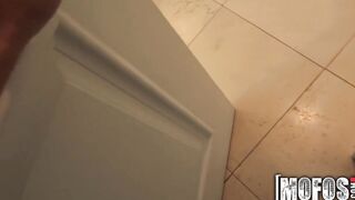 Mofos - Eva lovia blows dick