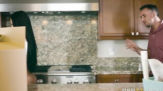 Raven Baygets her Neighbor to Cheat - Brazzers
