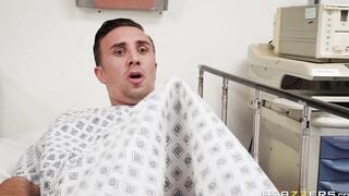 Layla London give a Sponge Bath Tub - Brazzers