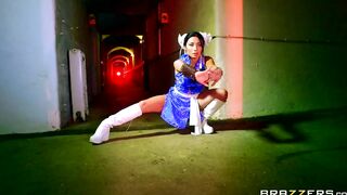 Sex Fighter: Chun Li Vs. Cammy (XXX Parody) - Brazzers