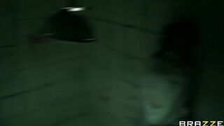 Harley into the Nuthouse (XXX Parody) - Brazzers