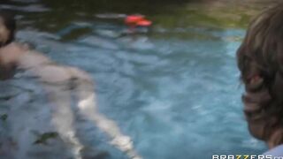Karter Foxx Petite Dips - Brazzers