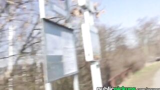 Mofos - goddess skater women gets screwed outdoor