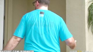 Ariella Ferrera Cheats on her Hubby - Brazzers