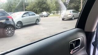 Amateur bimbos Sloppy closeup head into vehicle