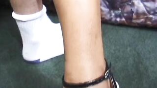 Black hooker with tatto serves white dick and gets facial