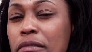 African skank is giving oral sex and getting dogystyle banging