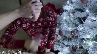 I made Him cum on my ugly Christmas sweater