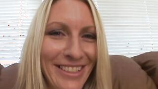 milf Emma has a fantastic body and is eager to fucked