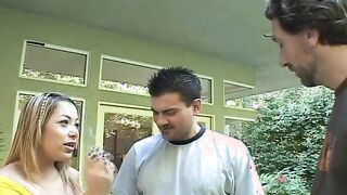 Junges Teenagers braucht two cocks inside sich damit sie happy ist