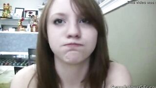18 Year Old thot blows penis inside outdoors restroom