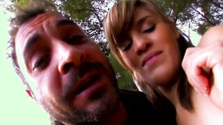 Outdoor Cassie Darling offer Jorge Freitas anal sex and