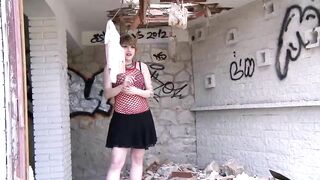 Outside Bluttie Kat blonde give Terry Red anal sex and