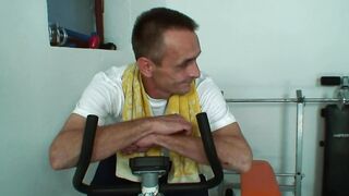 Excercise ends into sixty-nine and cum on face