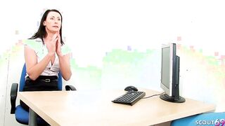 FEMALE MOM PROFESSOR LARA SEDUCE BOY TO SCREWED AT INTERVIEW