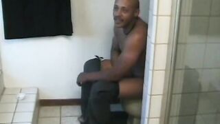 African bimbo enjoys double penetration
