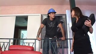 Nasty skank is ready to got the satisfaction from the butt
