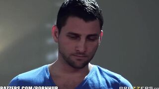 Summer Gets  on her boyfriend - Brazzers