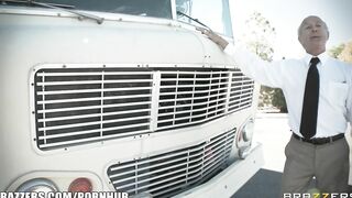 Rikki six Spreads her Tight Vagina for the Humongous Cock she's had