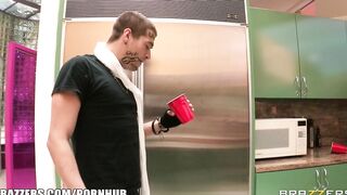 Shamed College Sutdent Gets Lucky with his best Friend's Cougar