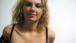 Sexinterview mit schuechterner Schuelerin barely legal+