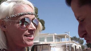 Insel flirt master fickt Traum blondiene!