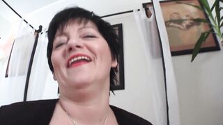 Stiefmutter beim Porno Casting